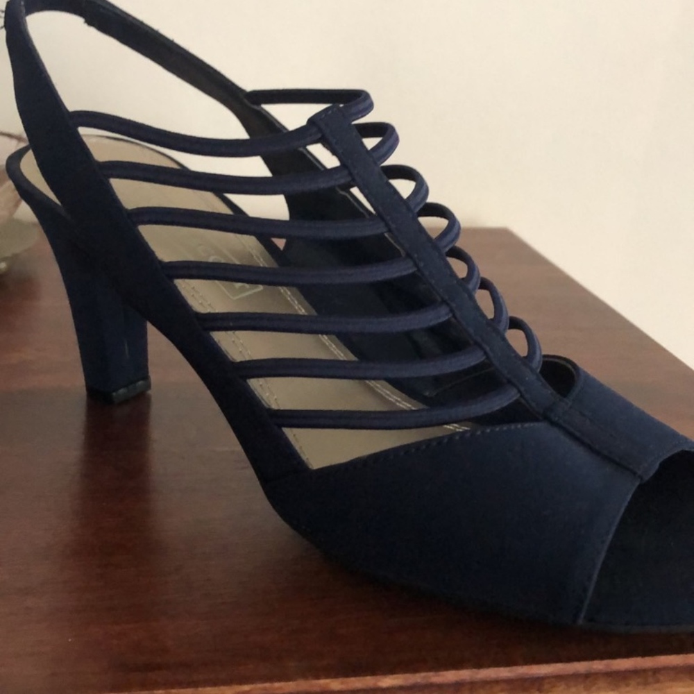 Shoes - Picture 2 of 2